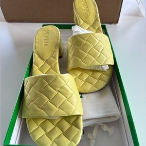 Bottega Veneta Light Yellow (Sherbert) Quilted Slide Sandals